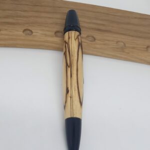 stylo bille en peuplier échauffé
