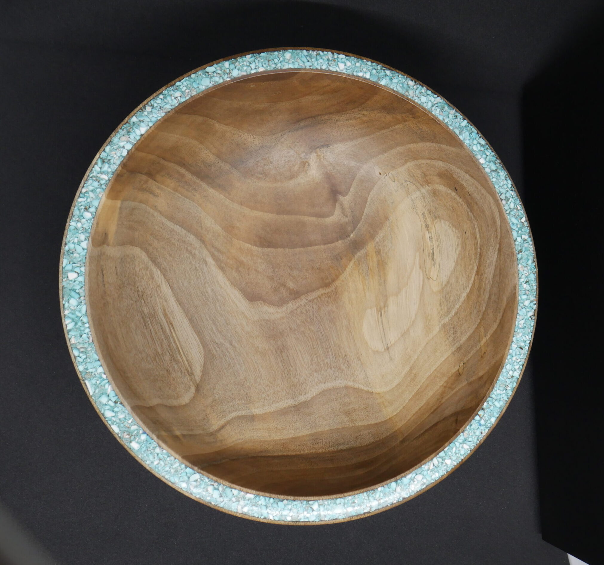 Bol en noyer et incrustation de turquoise 2 – Image 4